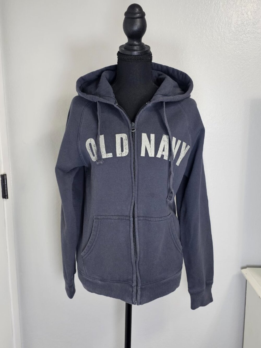 Old Navy Gray Full Zip Women's Hoodie Sweatshirt- Size Small - Picture 2 of 7